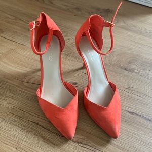 Aldo shoe size 7
